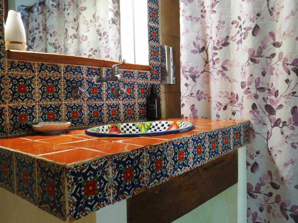 Art Maya Inn *